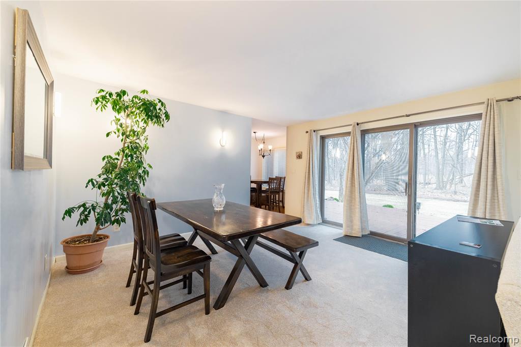 9422 Hawthorne Glen Drive, Grosse Ile, MI 48138 — Photo 15