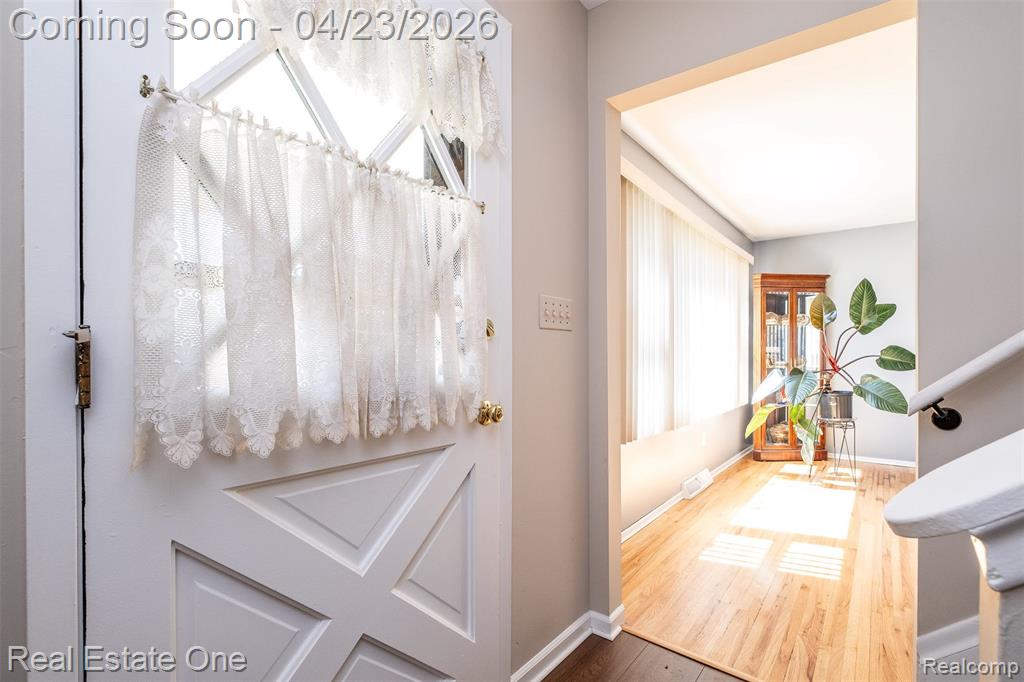 10420 Cedar Point Drive, White Lake, MI — Photo 15