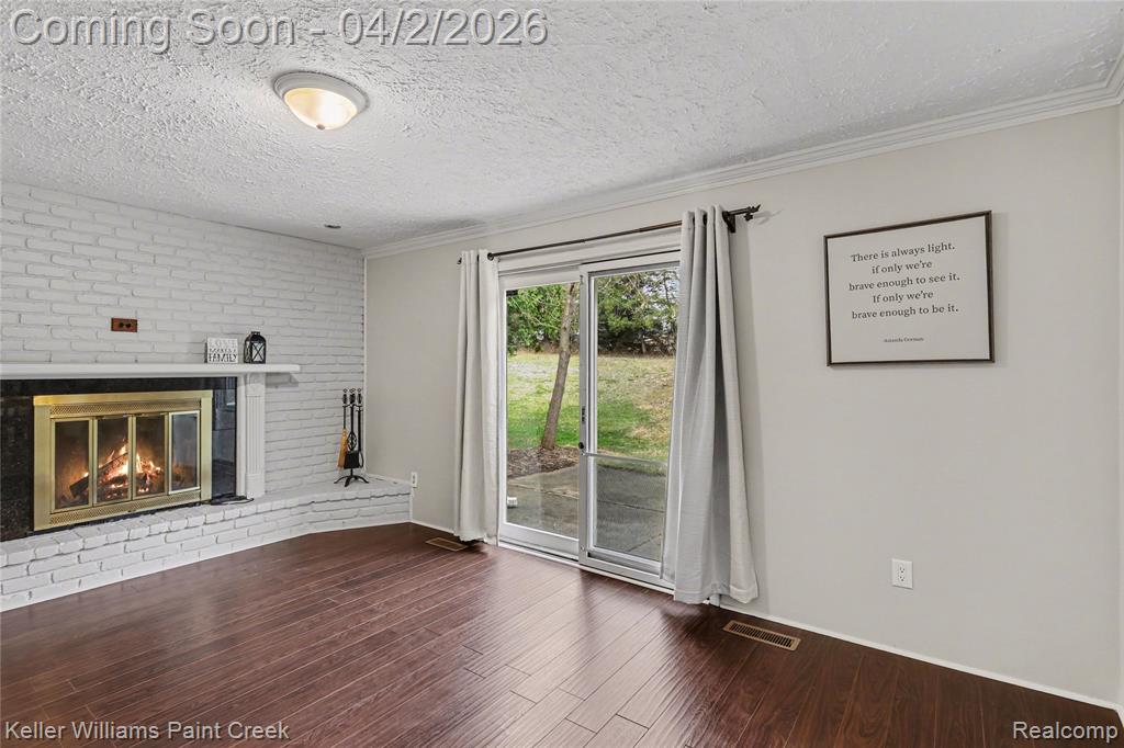 893 Dressler Lane, Rochester Hills, MI 48307 — Photo 10