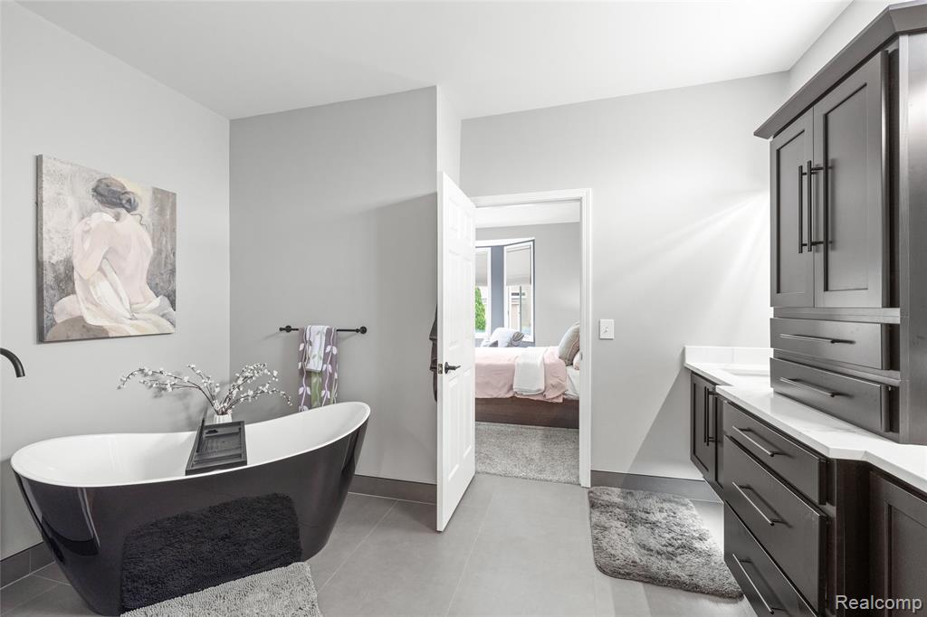 51037 Weston Drive, Plymouth, MI 48170 — Photo 17