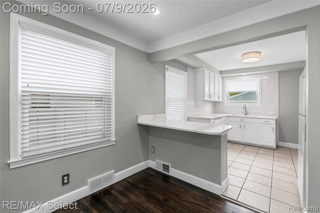 609 N Connecticut Avenue, Royal Oak, MI 48067 — Photo 16
