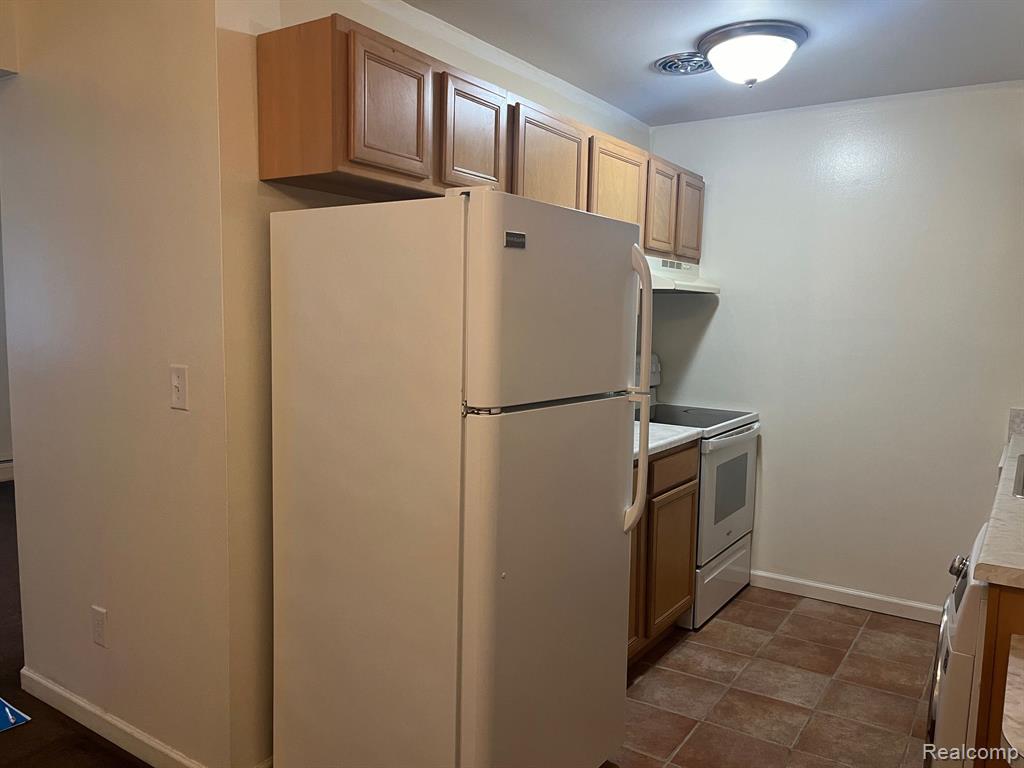 7400 CENTRAL Street, 1, Westland, MI — Photo 3