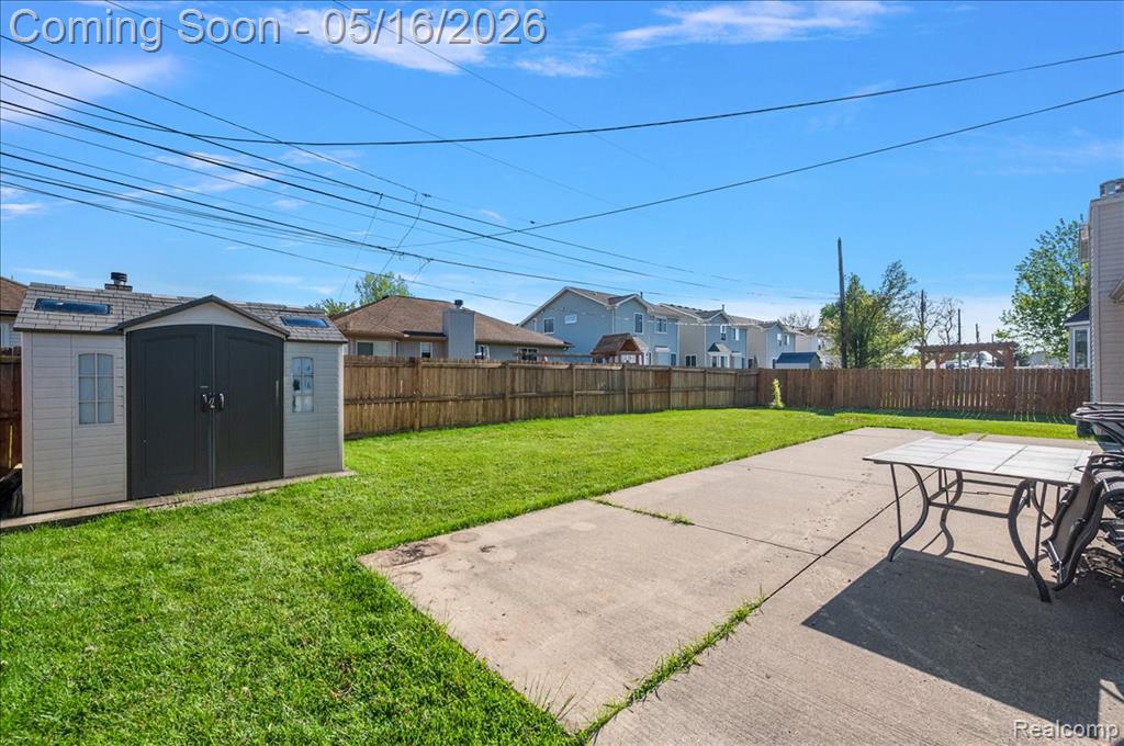15948 Venice Avenue, Clinton Twp, MI 48035 — Photo 43
