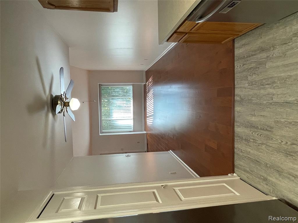 5560 Seabreeze Lane, Sterling Heights, MI 48310 — Photo 11