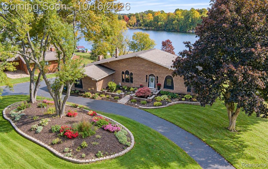 Property photo for 7555 Little Walters Court, Clarkston, MI 48348