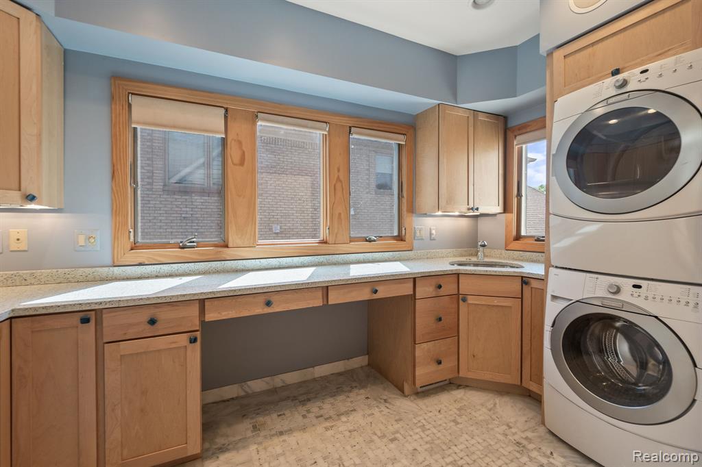 2380 WALNUT LAKE Road, West Bloomfield, MI 48323 — Photo 19