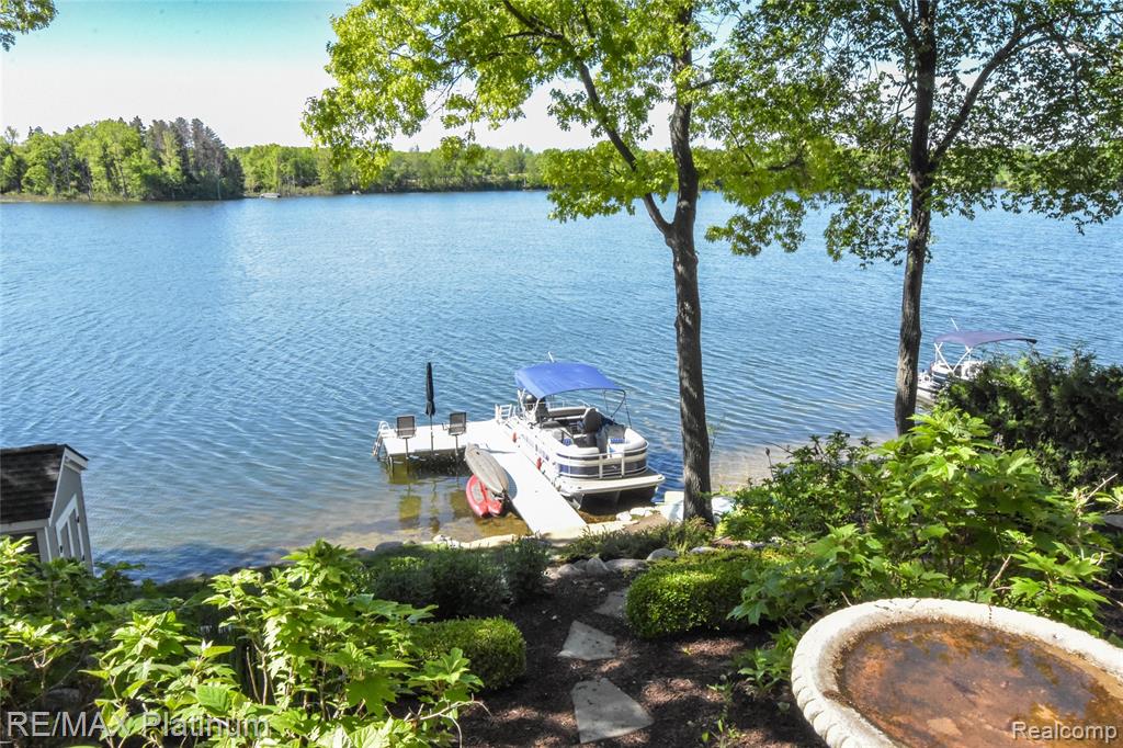 841 HURLEY Drive, Howell, MI 48843 — Photo 19