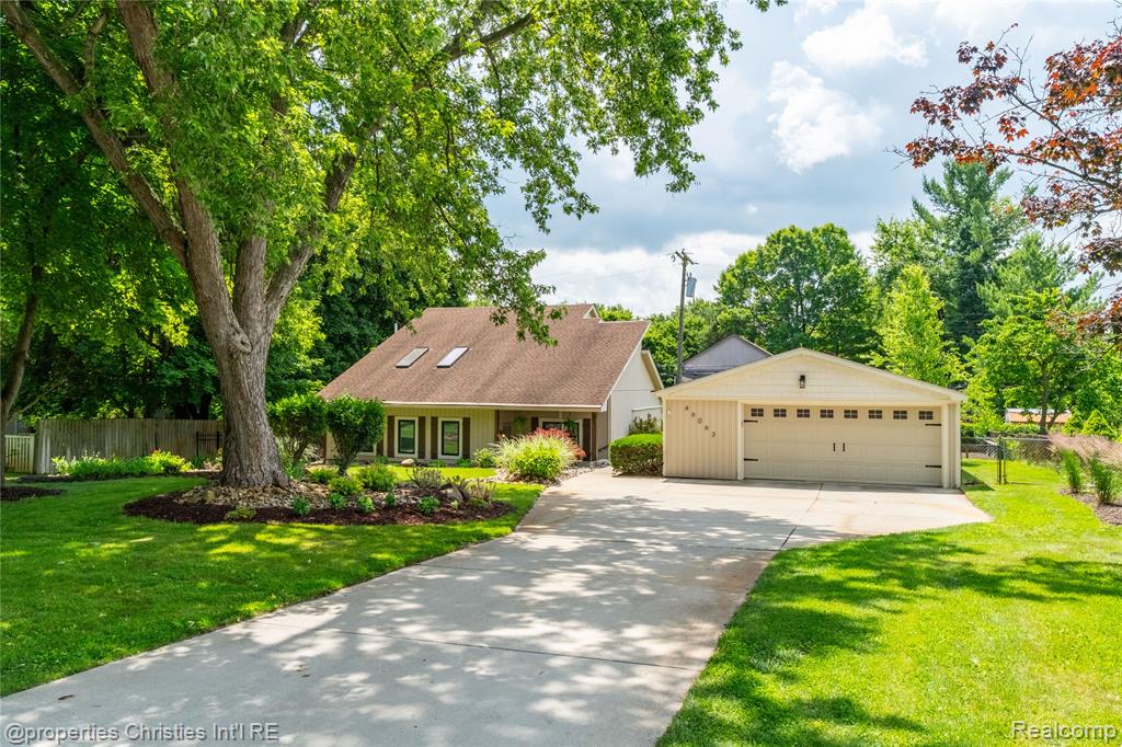 46063 Neeson Street, Northville, MI 48167 — Photo 2