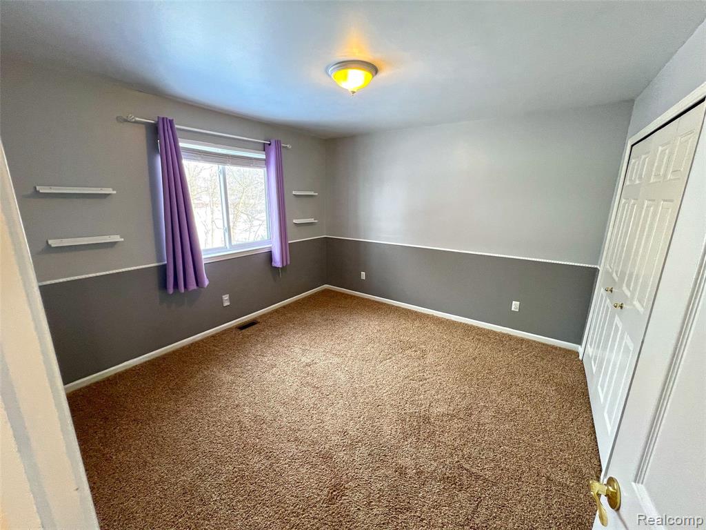 47546 Belmont Drive, Belleville, MI 48111 — Photo 39