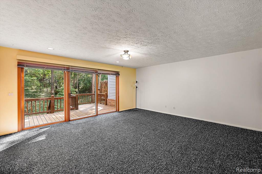 6583 RIDGEVIEW Drive, Clarkston, MI — Photo 23