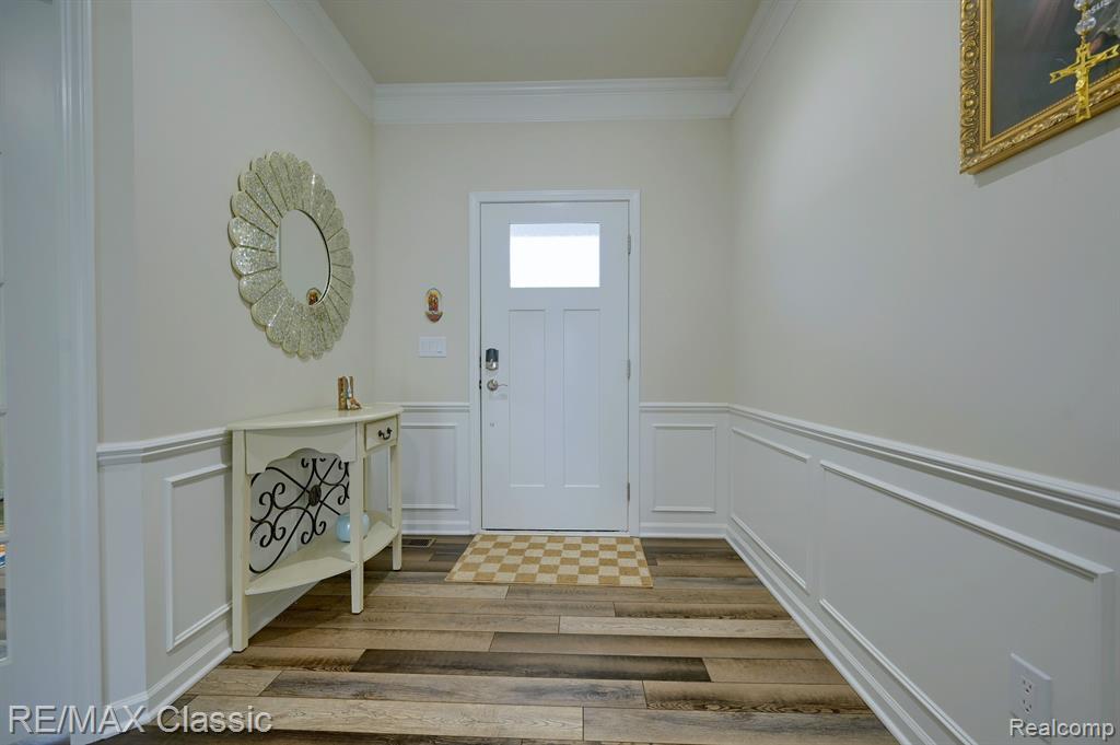 2785 Trillium Hills Drive, Commerce Twp, MI 48382 — Photo 3
