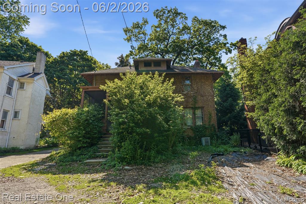 8606 Hendrie Boulevard, Huntington Woods, MI — Photo 32