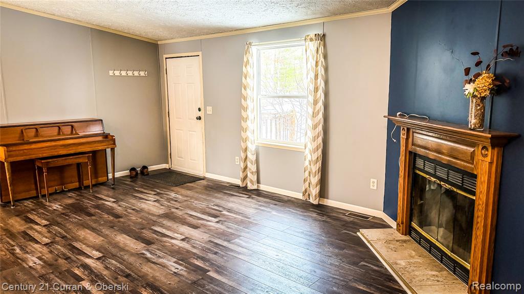 8135 Hillcrest Road, Roscommon, MI 48653 — Photo 8