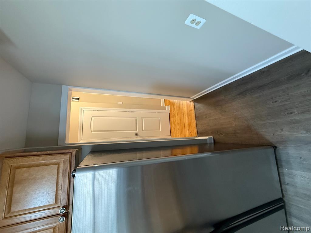 929 PRINCETON Road, Berkley, MI 48072 — Photo 8