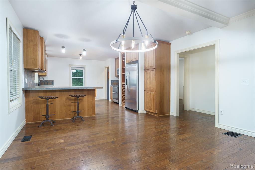 8953 OAK GROVE Road, Howell, MI 48855 — Photo 10
