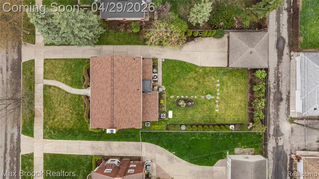 938 LAKEPOINTE STREET, Grosse Pointe Park, MI 48230 — Photo 53