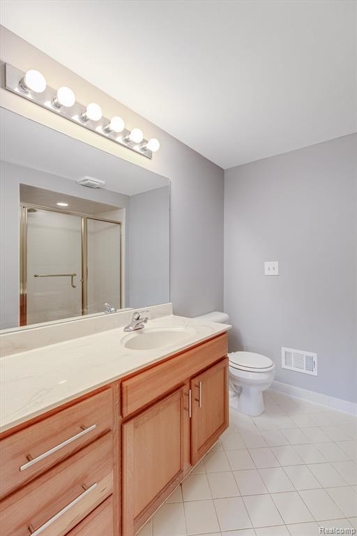 43000 12 OAKS CRESCENT Drive, 3022, Novi, MI 48377 — Photo 23