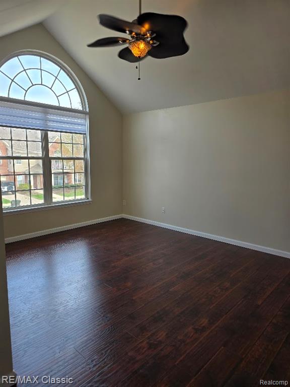8469 Heywood Circle, Sterling Heights, MI 48312 — Photo 16