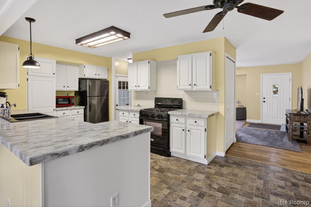 6401 N Webster Road, Mount Morris, MI 48458 — Photo 13