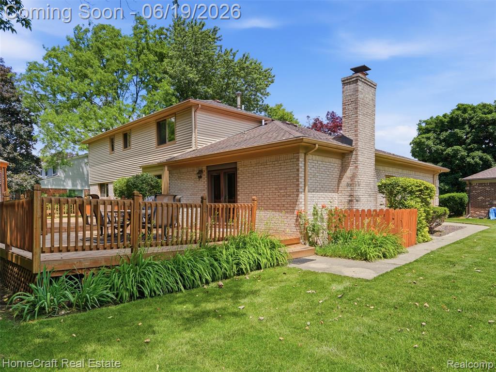 8829 WOODBERRY Road, Plymouth, MI 48170 — Photo 31