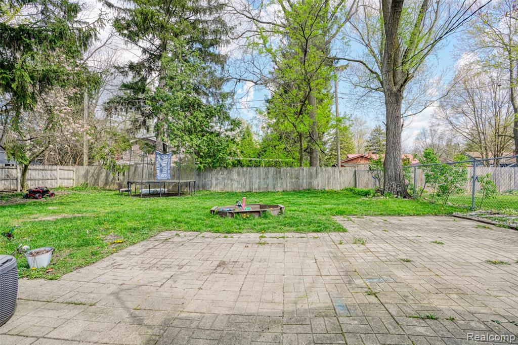 317 Crossman Street, Williamston, MI 48895 — Photo 25