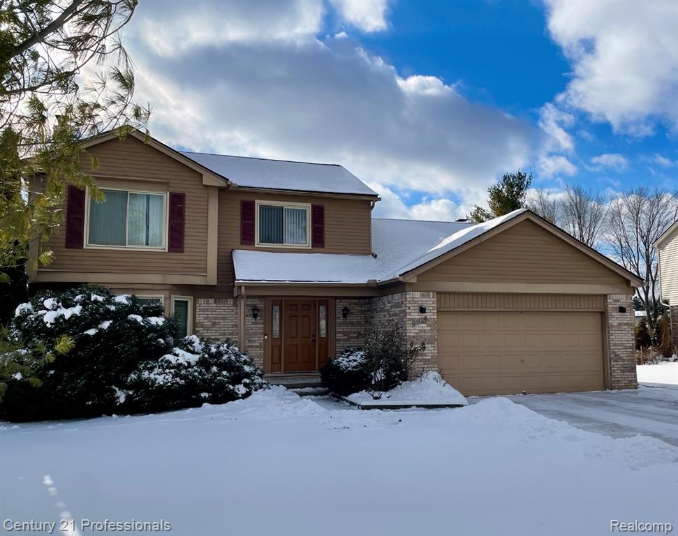 726 Baker Street, Rochester Hills, MI 48307 — front exterior