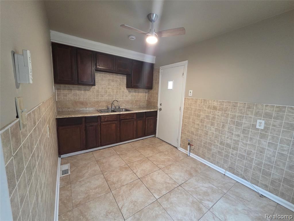 19360 Revere Street, Detroit, MI 48234 — Photo 17