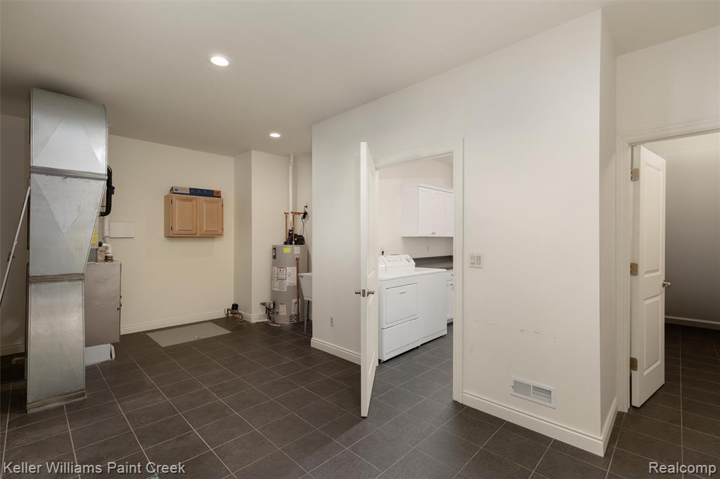 37580 Lakeshore Drive, Harrison Township, MI — Photo 50