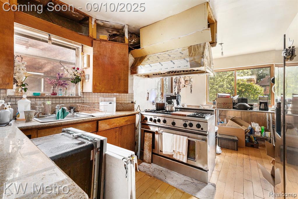 18318 Birchcrest Drive, Detroit, MI 48221 — Photo 7