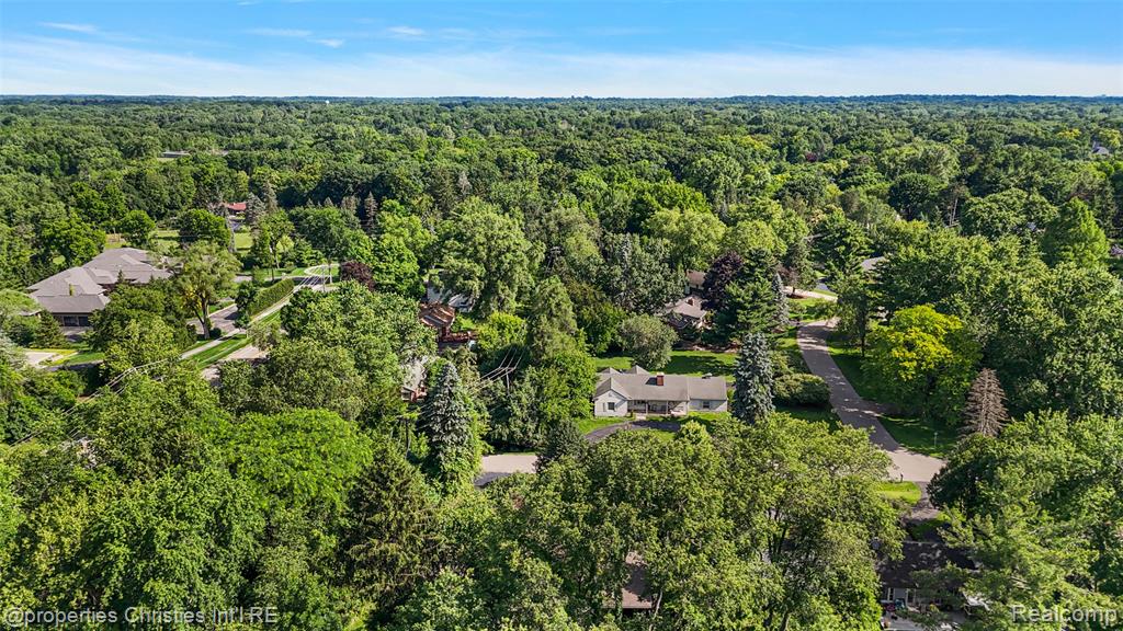 27331 Gardenway Road, Franklin, MI 48025 — Photo 17