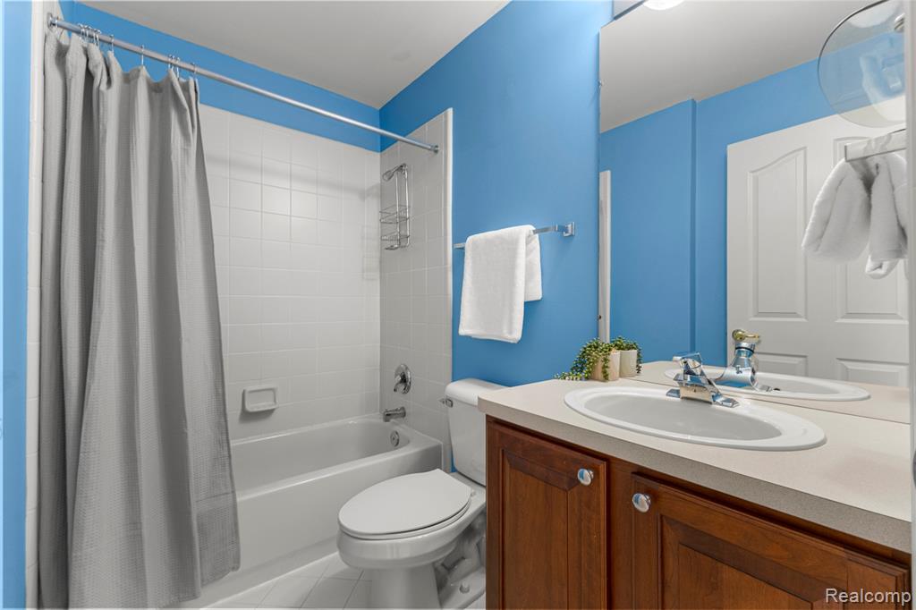 44570 White Pine Circle W, Northville, MI 48168 — Photo 33