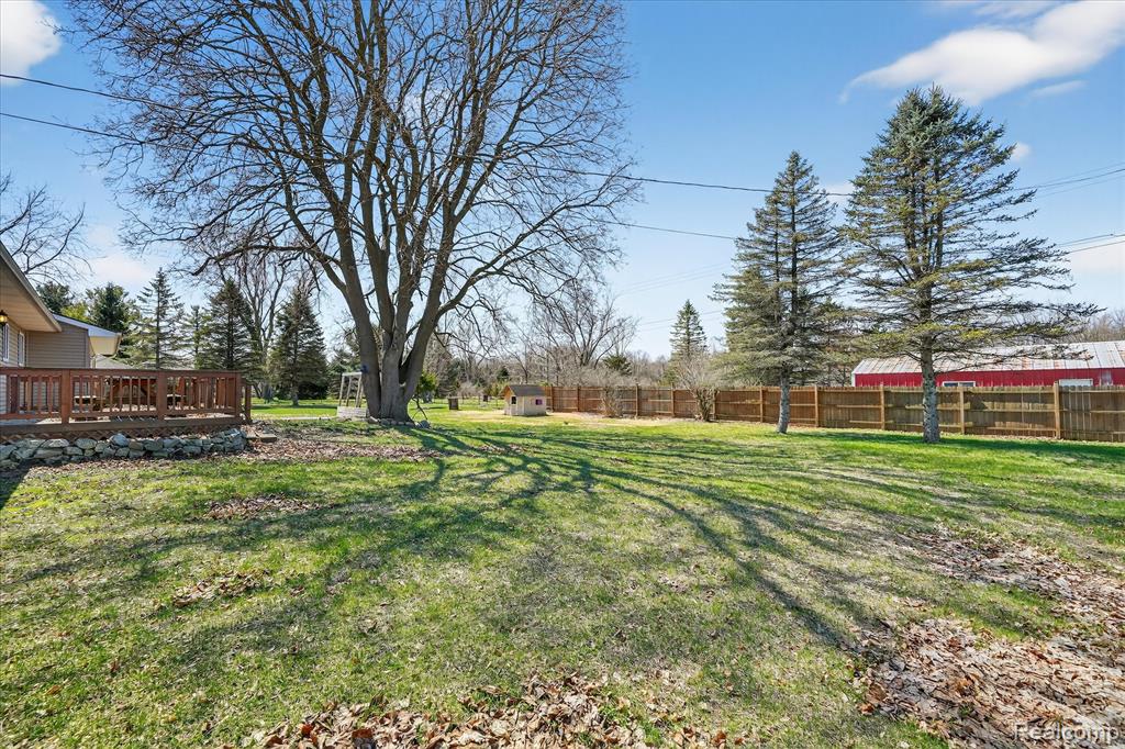 1109 Roods Lake Road, Lapeer, MI 48446 — Photo 39