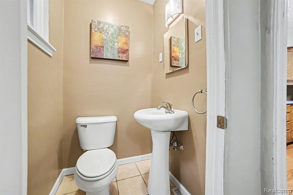 705 Handy Drive, Bay City, MI 48706 — Photo 11