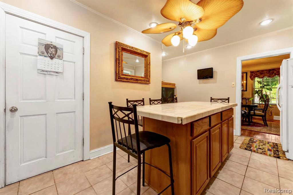 2918 Burns Street, Detroit, MI 48214 — Photo 25