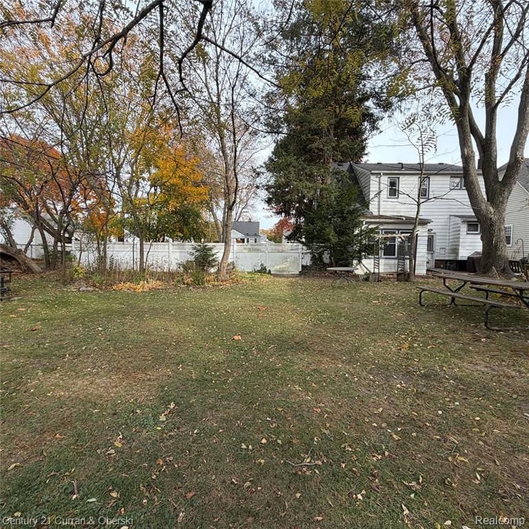 418 S Dorchester Avenue, Royal Oak, MI 48067 — Photo 13