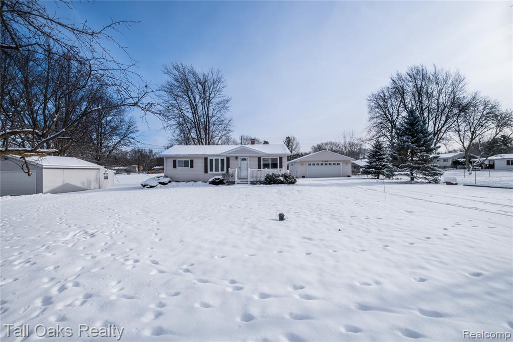 7101 Anna Street, Grand Blanc, MI 48439 — Photo 3