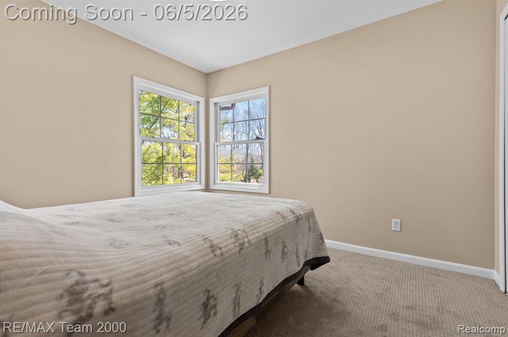 5681 WOODFIELD Parkway, Grand Blanc, MI 48439 — Photo 35