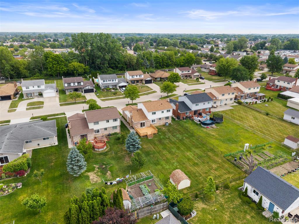 4210 Wingate Drive, Sterling Heights, MI 48310 — Photo 48
