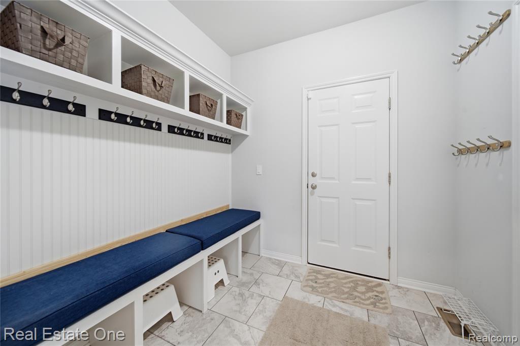 5575 Ciderberry Drive, Brighton, MI 48116 — Photo 24