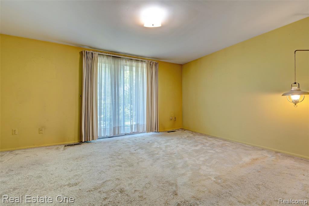 4456 15 Mile Road, Sterling Heights, MI 48310 — Photo 16
