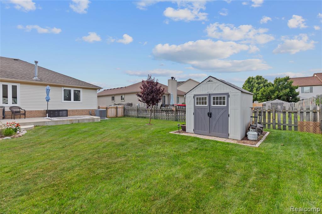 53076 Black Creek Drive, Chesterfield, MI 48047 — Photo 32