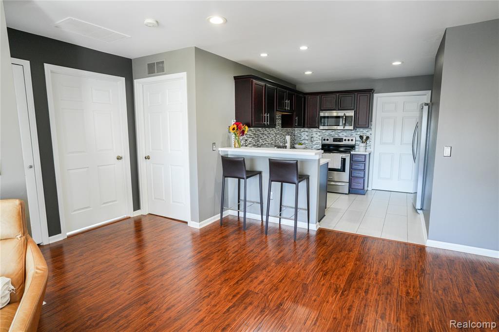 5633 Acorn Lane, Sterling Heights, MI 48314 — Photo 13