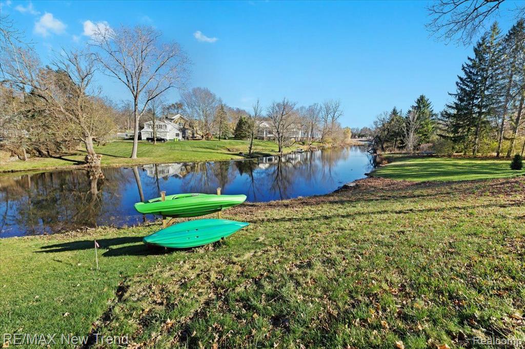 311 CAROLINE Street, Milford, MI 48381 — Photo 10
