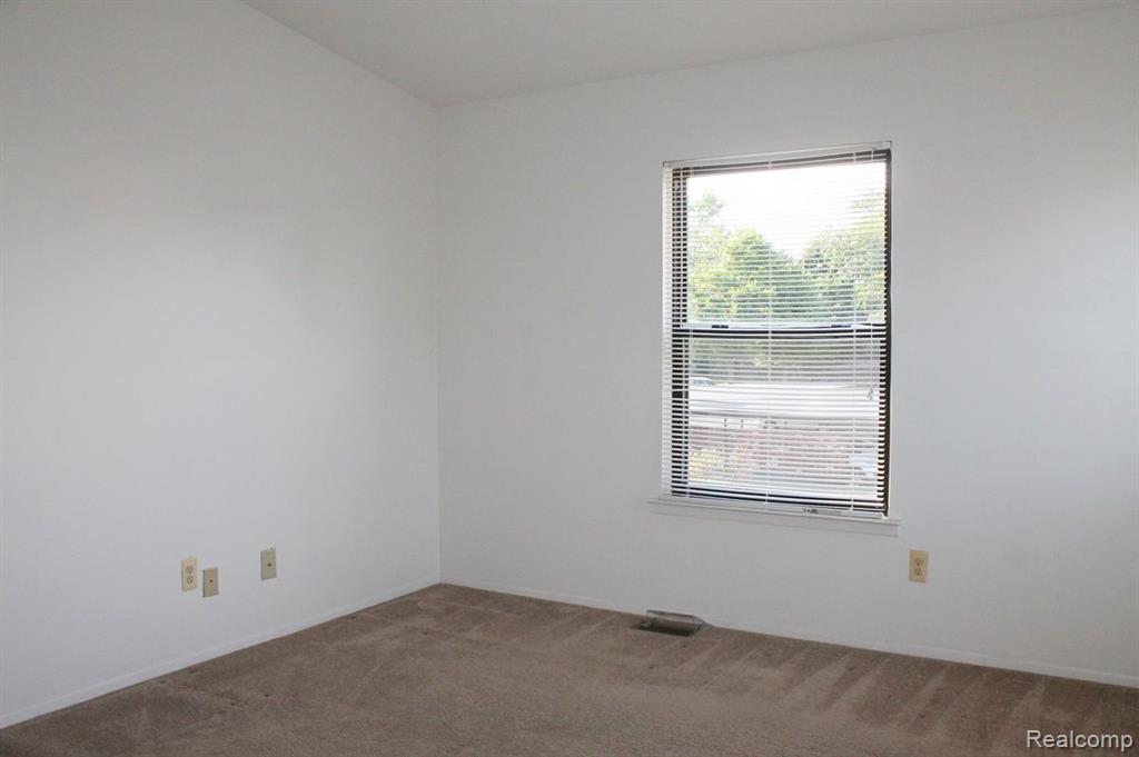 41361 NORTHWIND Drive, 205, Canton, MI 48188 — Photo 14