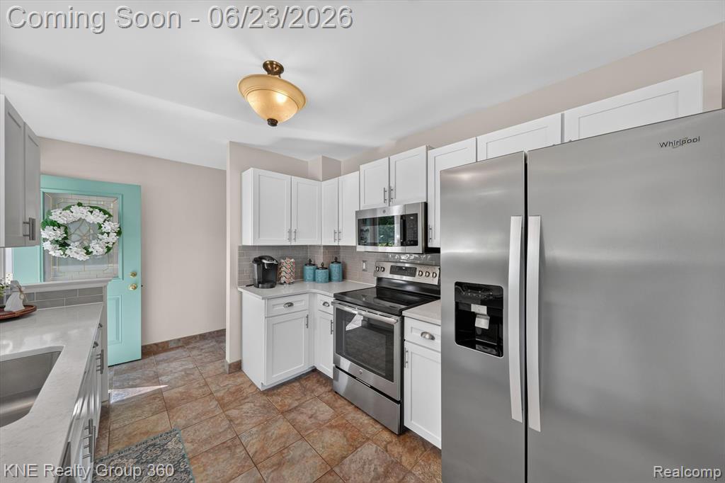 895 Fairway Trails Drive, Brighton, MI 48116 — Photo 9