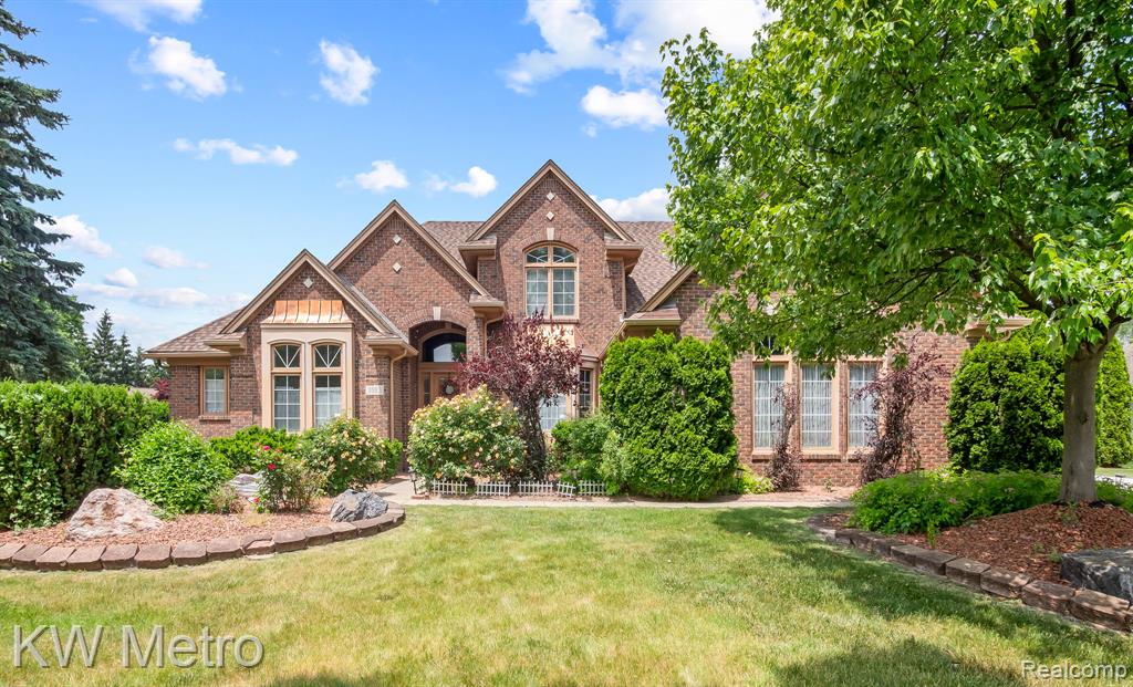 3953 Lake Forest Drive, Sterling Heights, MI 48314 — Photo 3