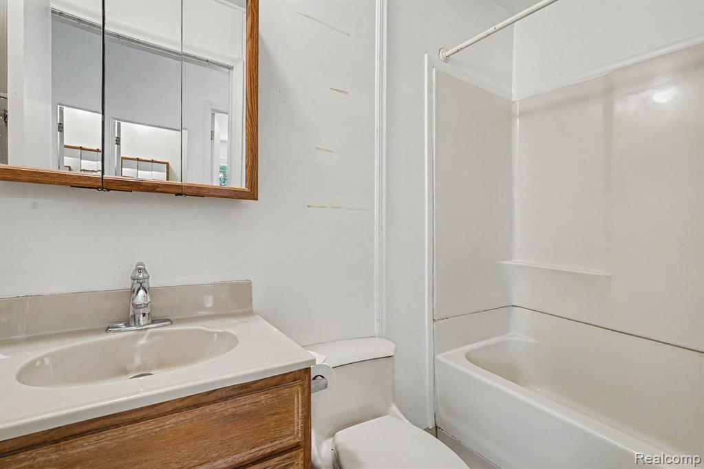 1691 S Lakeview Lane, Highland, MI — Photo 15