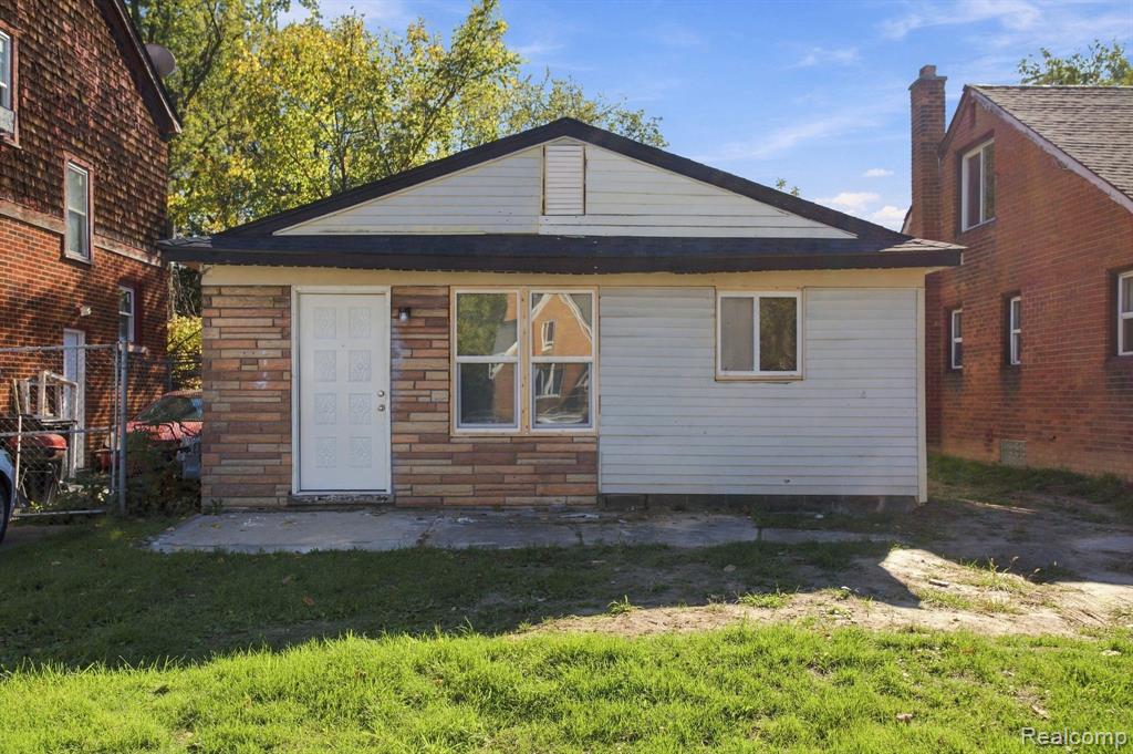 13751 Castleton Street, Detroit, MI 48227