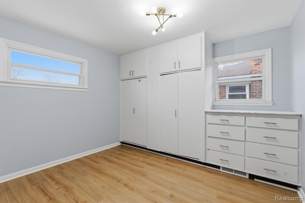 57 W Elmwood Avenue, Clawson, MI — Photo 18