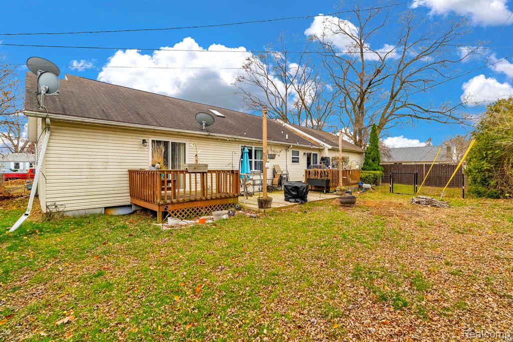 2215 Hancock Street, Port Huron, MI 48060 — Photo 30